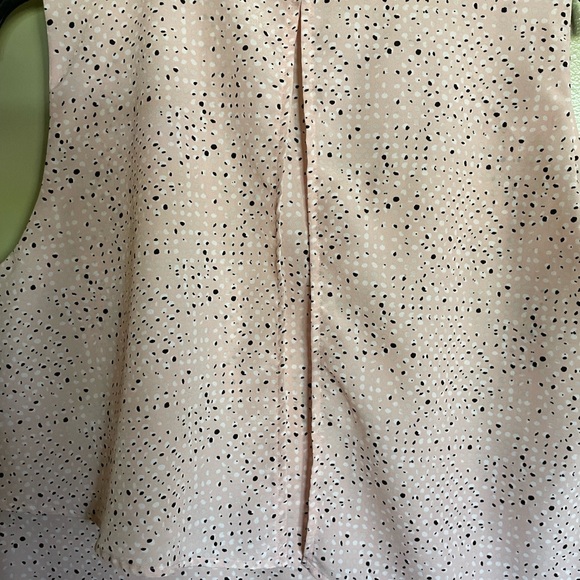 Top - Picture 2 of 5